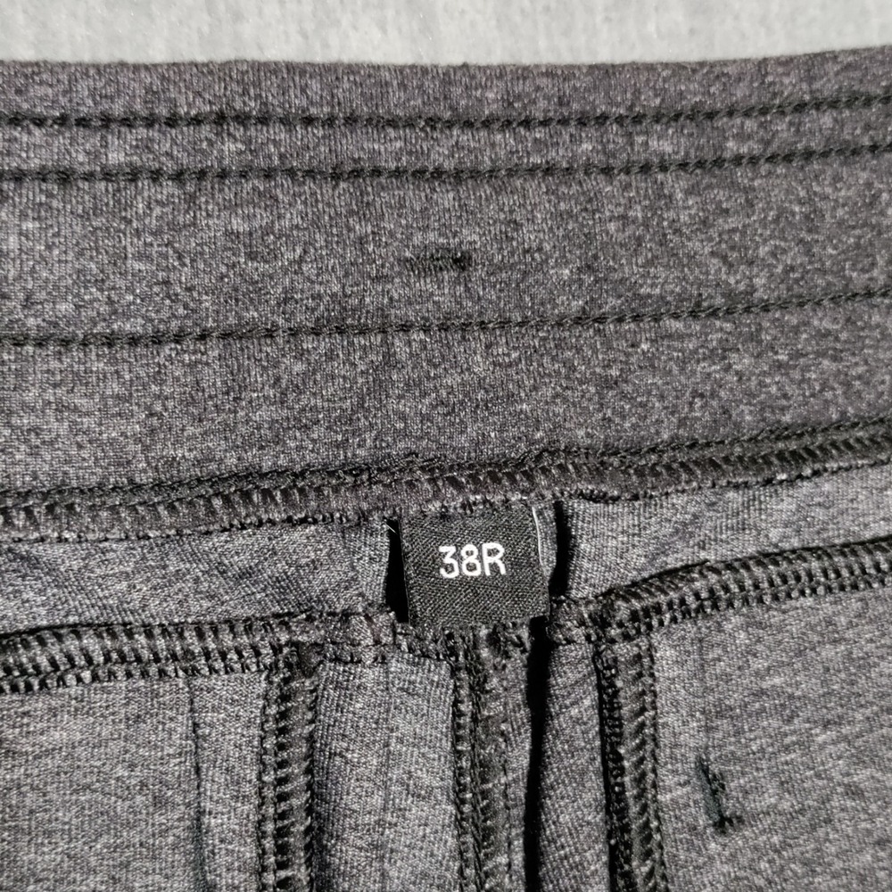 Public Rec Gamechanger Shorts Men 38 Heather Charcoal Performance Stretch Casual - Picture 8 of 15